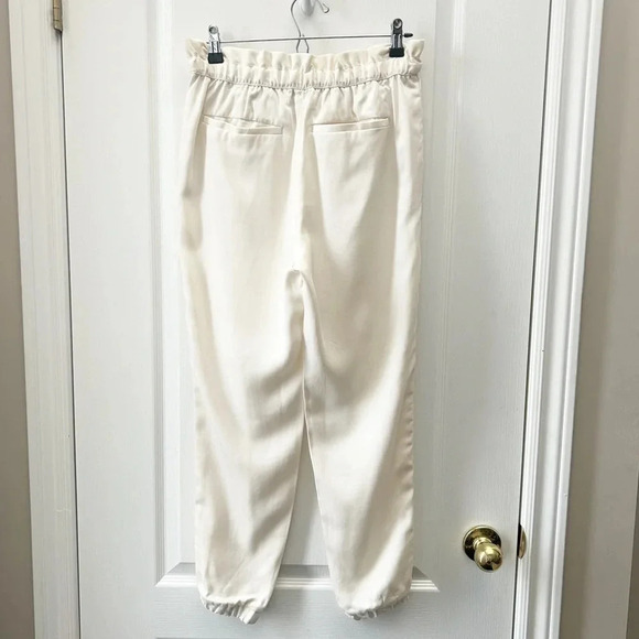 Banana Republic Paperbag Waist Tencel Joggers Relaxed Fit Pants Ivory Size XS - Picture 4 of 14